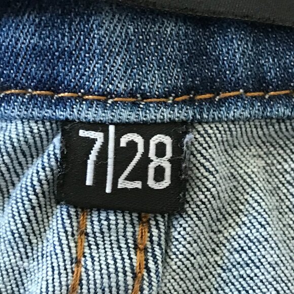 Judy Blue Boyfriend Fit Jeans Women 7/28 Blue Mid Rise Distressed Pull On 17248 - Picture 4 of 15